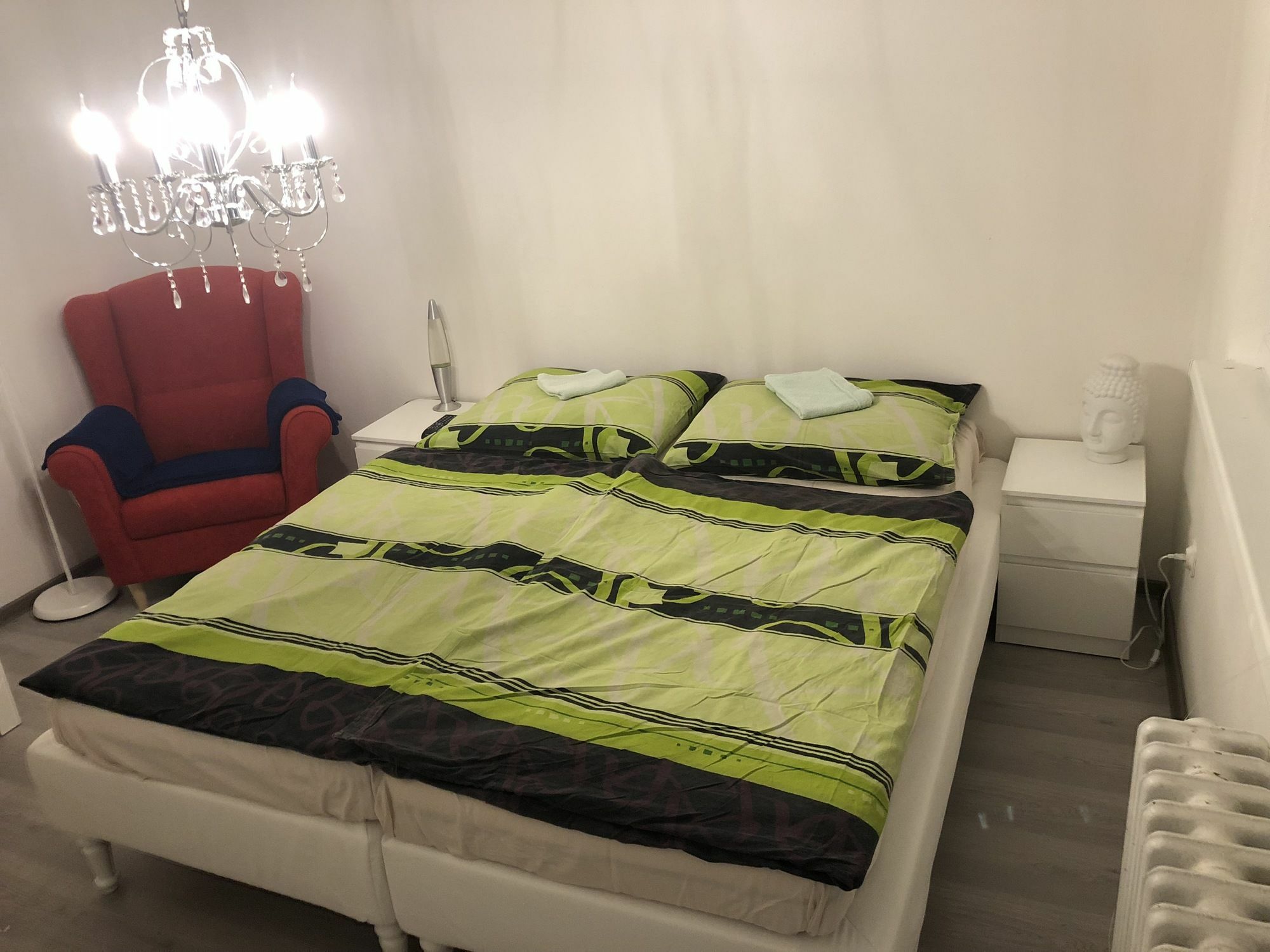 Circle Apartments Ipelska Bratislava Ngoại thất bức ảnh